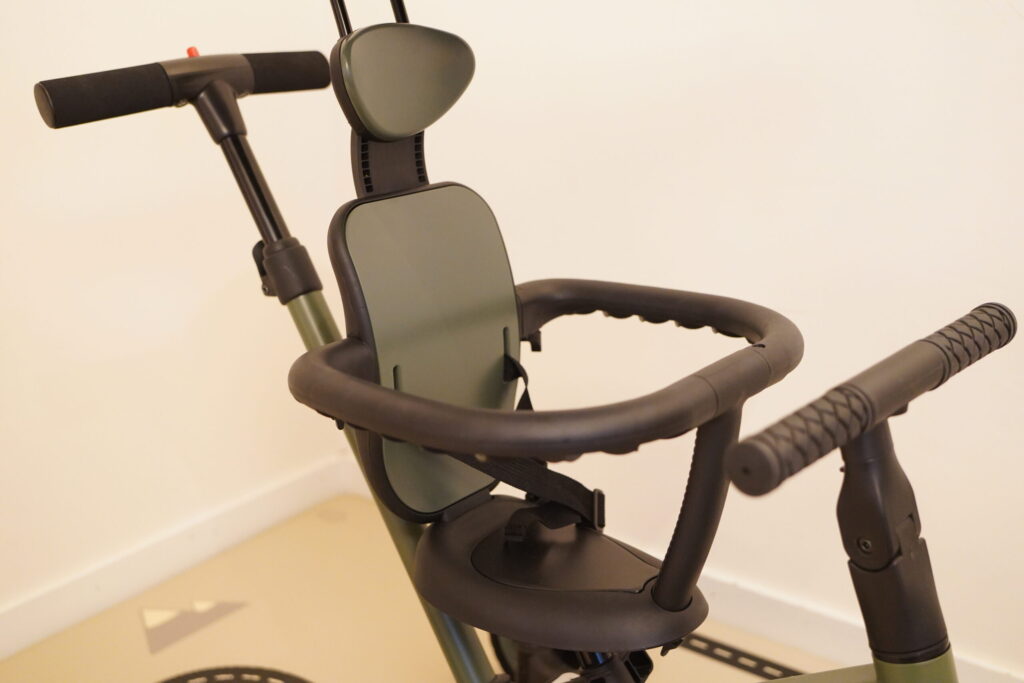 1歳からのれるBTM 5in1 三輪車 サンシェード付き 安全性